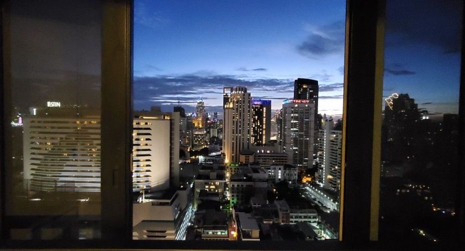 For rent 1 bed condo in Khlong Toei, Bangkok