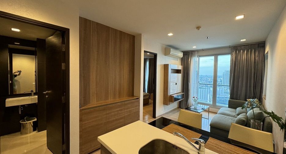 For rent 1 bed condo in Sathon, Bangkok