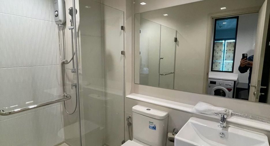 Wohnung zur Miete mit 1 Zimmer in Pathum Wan, Bangkok