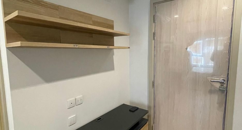 Wohnung zur Miete mit 1 Zimmer in Pathum Wan, Bangkok