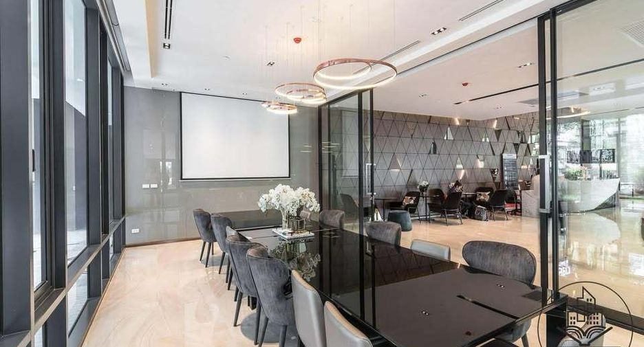For rent 1 bed condo in Phra Khanong, Bangkok