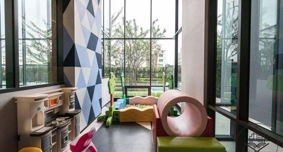 For rent 1 bed condo in Phra Khanong, Bangkok
