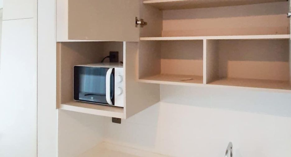 Wohnung zur Miete mit 1 Zimmer in Watthana, Bangkok