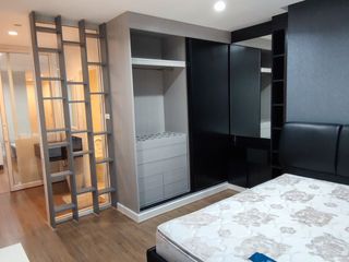 Wohnung zur Miete mit 1 Zimmer in Bang Rak, Bangkok