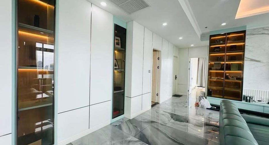 For rent 3 bedrooms apartment in Watthana, Bangkok