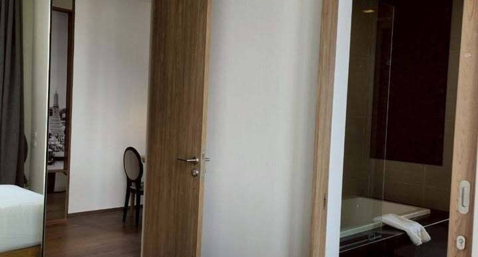 For rent 2 bedrooms condo in Khlong Toei, Bangkok