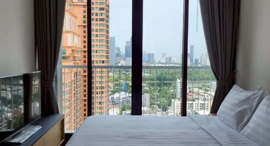 For rent 2 bedrooms condo in Khlong Toei, Bangkok