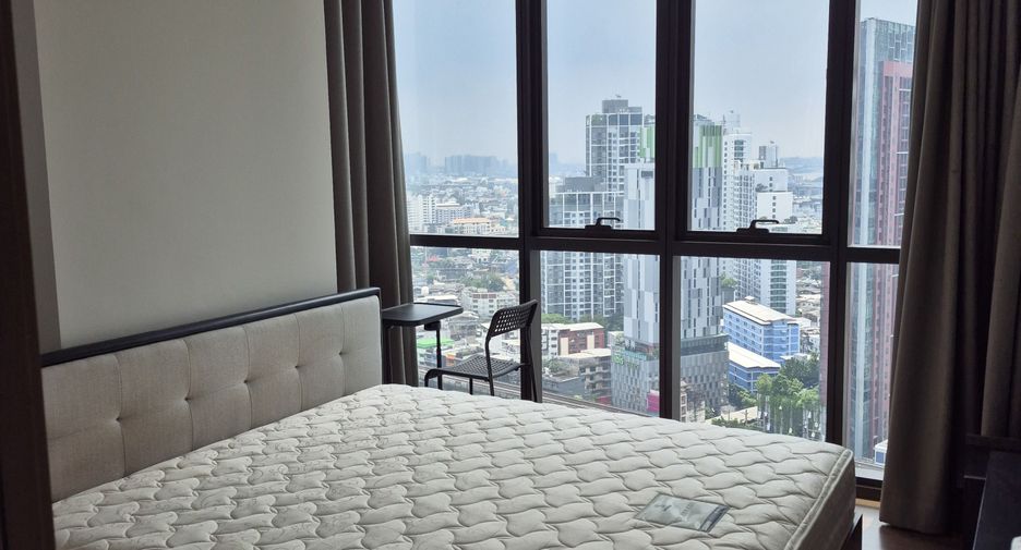 Condo en alquiler de 2 habitaciones en Khlong Toei, Bangkok