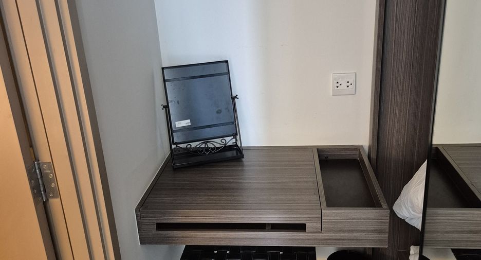 Condo en alquiler de 2 habitaciones en Khlong Toei, Bangkok