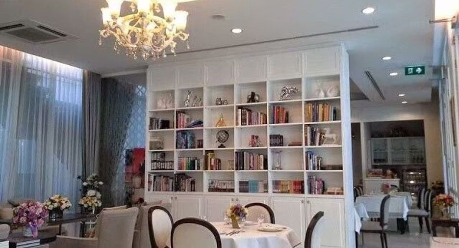 For sale 1 bed condo in Huai Khwang, Bangkok
