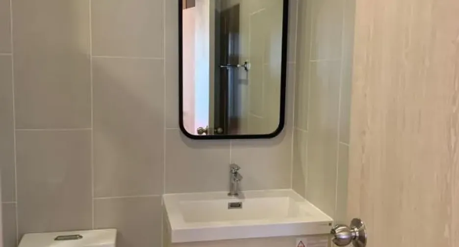 For rent 1 bed condo in Bang Kapi, Bangkok