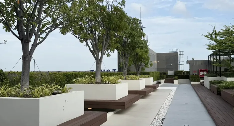 For sale 1 bed condo in Mueang Samut Prakan, Samut Prakan