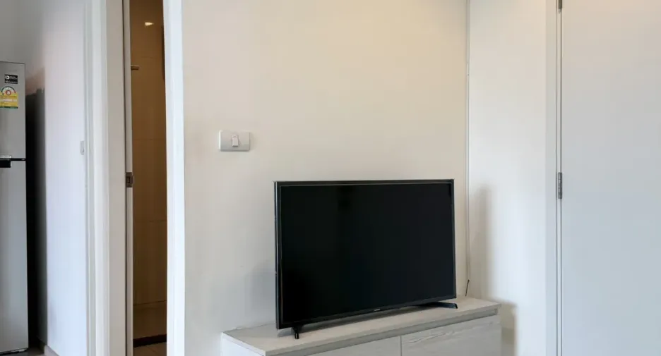 For sale 1 bed condo in Mueang Samut Prakan, Samut Prakan