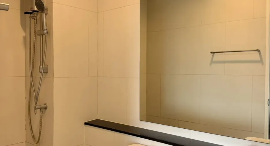For sale 1 bed condo in Mueang Samut Prakan, Samut Prakan