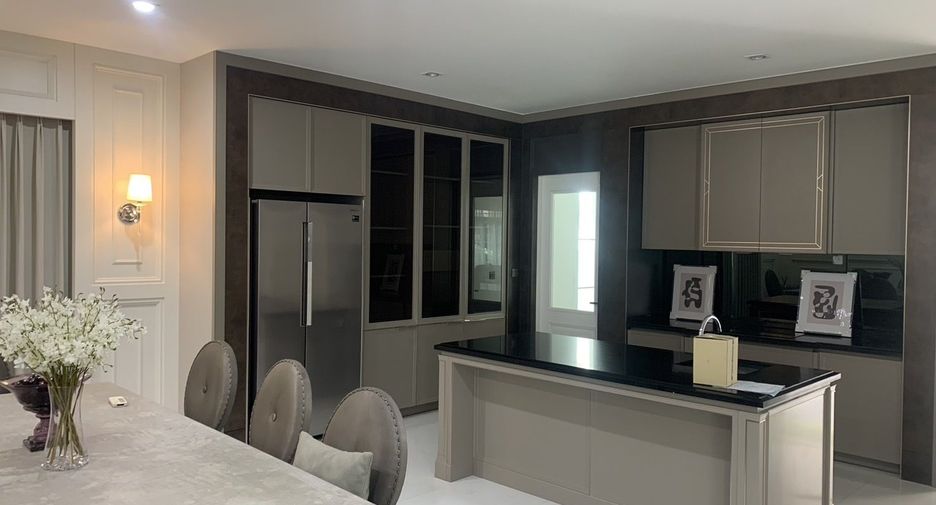 For rent 4 bedrooms house in Bang Phli, Samut Prakan