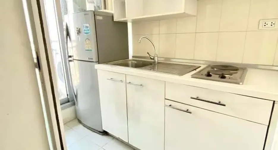 For rent 1 bed condo in Huai Khwang, Bangkok