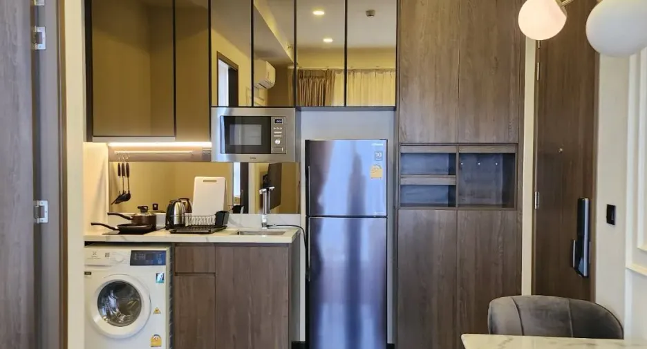 For rent 1 bed condo in Watthana, Bangkok