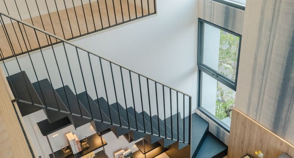 Casa en alquiler de 4 habitaciones en Saphan Sung, Bangkok