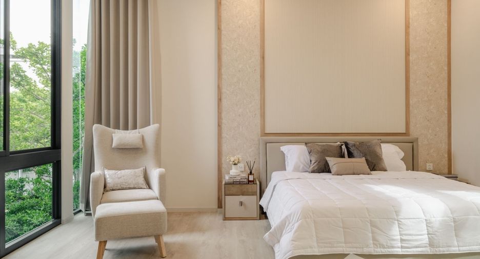 Casa en alquiler de 4 habitaciones en Saphan Sung, Bangkok