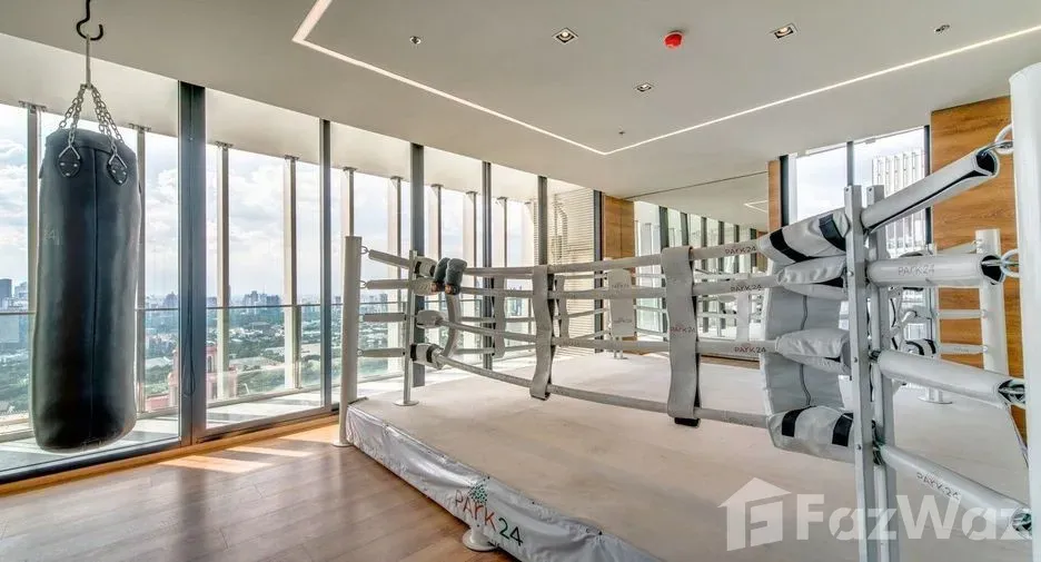 For rent 1 Beds condo in Khlong Toei, Bangkok