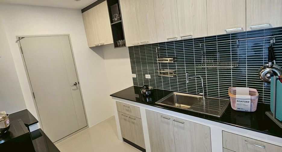 Haus zur Miete mit 4 Zimmer in Bang Phli, Samut Prakan