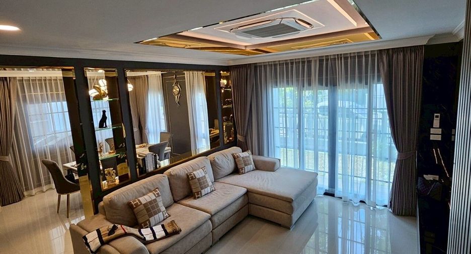 Haus zur Miete mit 4 Zimmer in Bang Phli, Samut Prakan