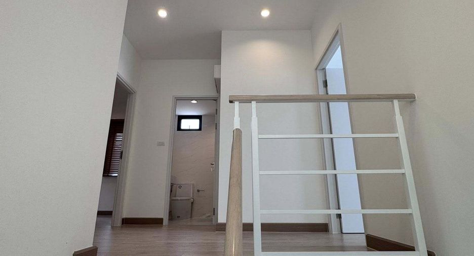 For rent 3 bedrooms house in Bang Phli, Samut Prakan