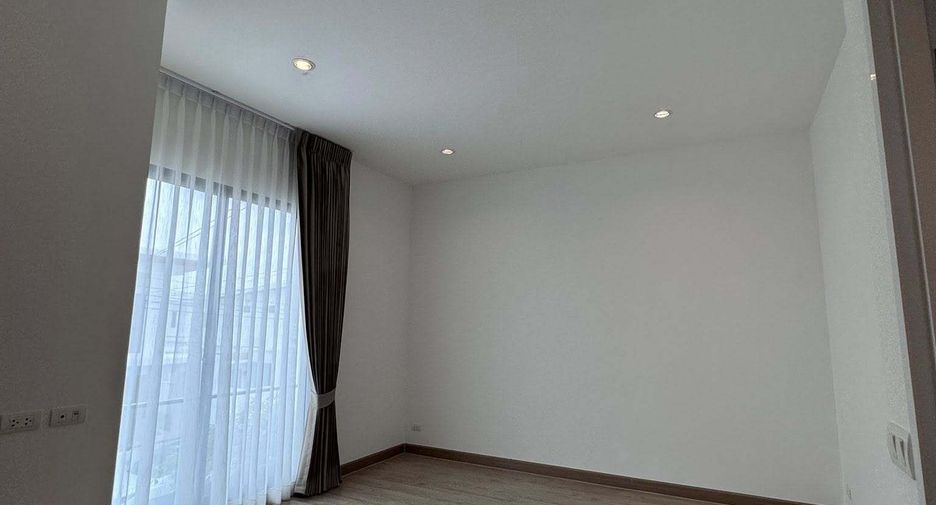 For rent 3 bedrooms house in Bang Phli, Samut Prakan