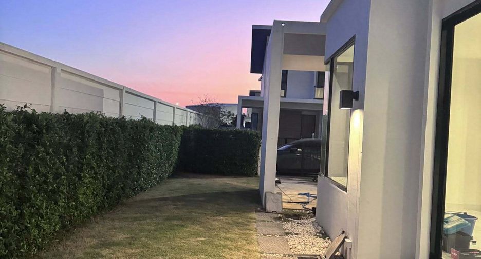 For rent 3 bedrooms house in Bang Phli, Samut Prakan