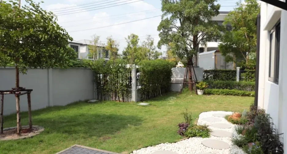 Haus zur Miete mit 3 Zimmer in Bang Phli, Samut Prakan