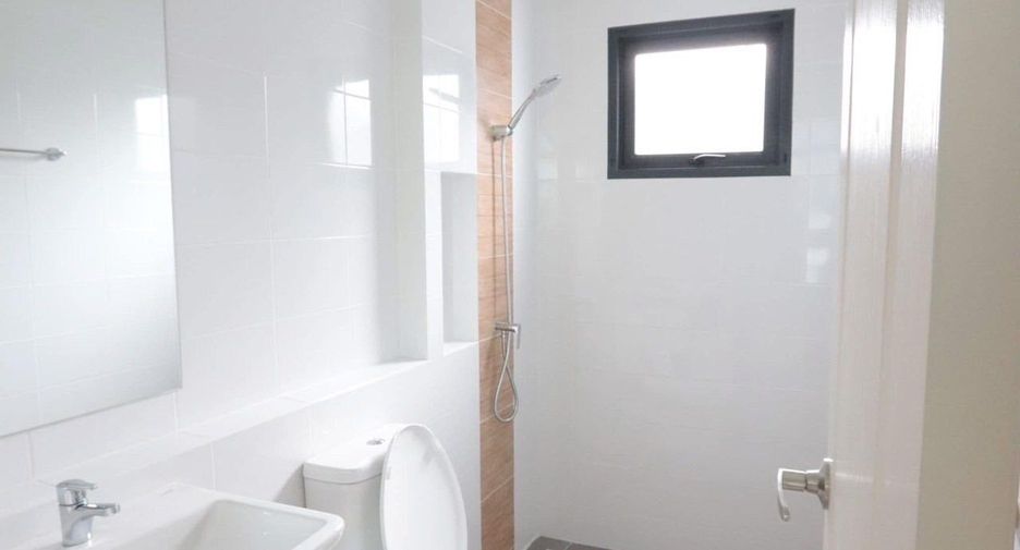 Haus zur Miete mit 3 Zimmer in Bang Phli, Samut Prakan