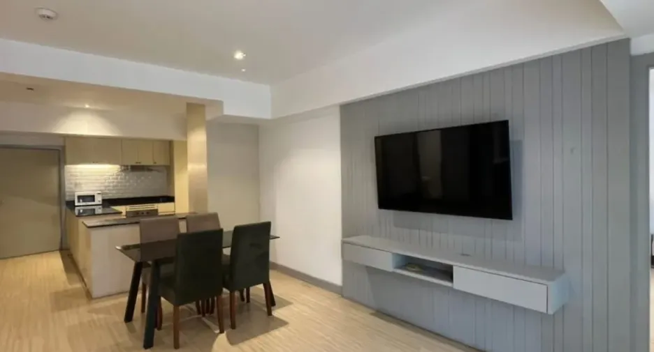 For rent 2 bedrooms condo in Watthana, Bangkok