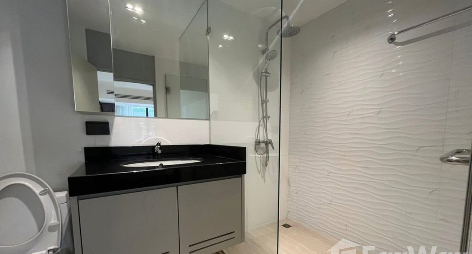 For rent 2 ベッドルーム condo in Watthana, Bangkok