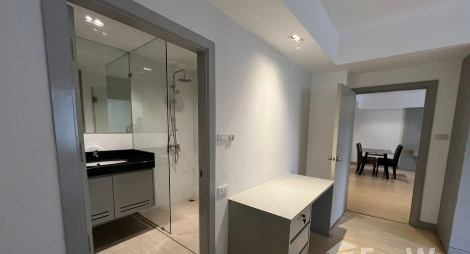 For rent 2 ベッドルーム condo in Watthana, Bangkok