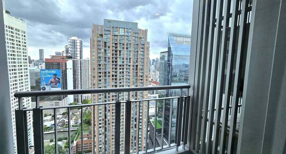 For rent 1 bed condo in Watthana, Bangkok