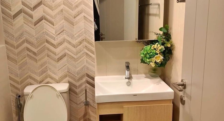 For rent 1 bed condo in Khlong Toei, Bangkok