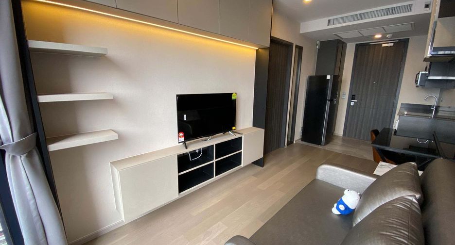 For rent 1 bed condo in Khlong Toei, Bangkok