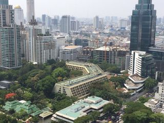 For rent 2 bedrooms condo in Pathum Wan, Bangkok