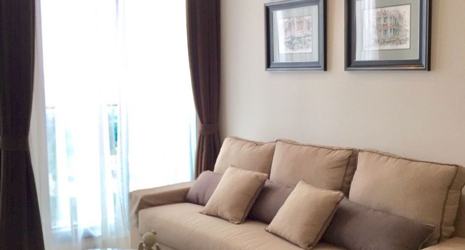 For rent 2 bedrooms condo in Pathum Wan, Bangkok