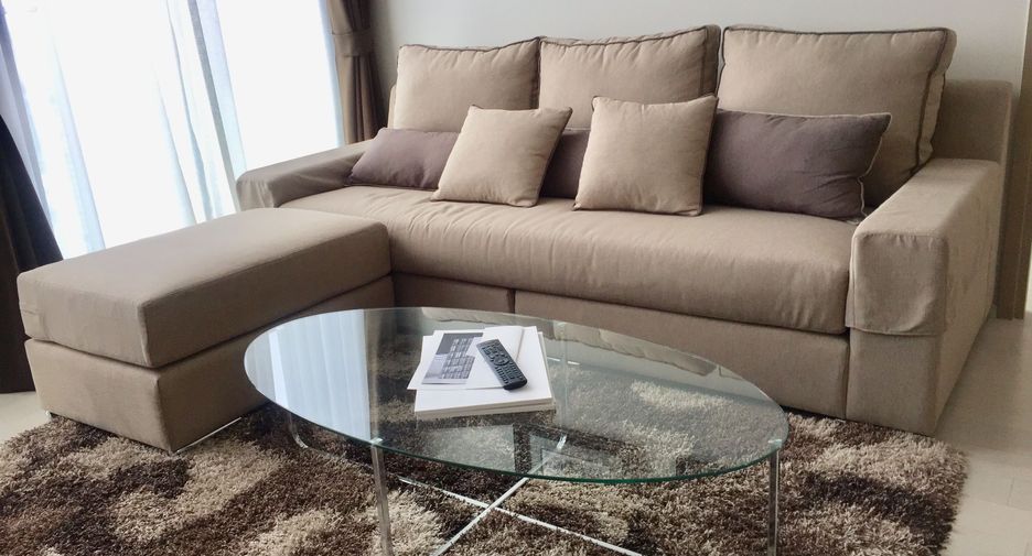 For rent 2 bedrooms condo in Pathum Wan, Bangkok