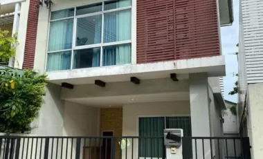 ให้เช่า 3 ห้องนอน ทาวน์เฮ้าส์ ใน ยานนาวา, กรุงเทพฯ