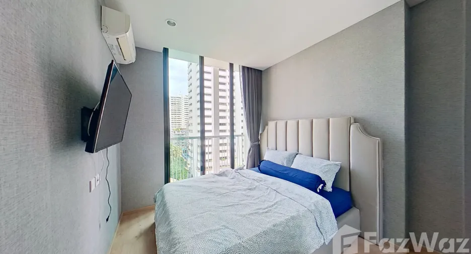 For rent 2 bedrooms condo in Watthana, Bangkok