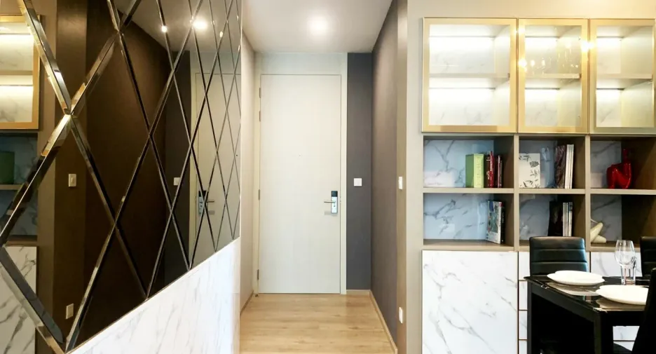 For rent 2 bedrooms condo in Watthana, Bangkok