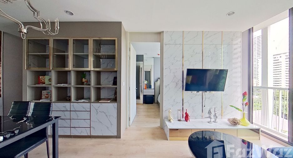 For rent 2 bedrooms condo in Watthana, Bangkok