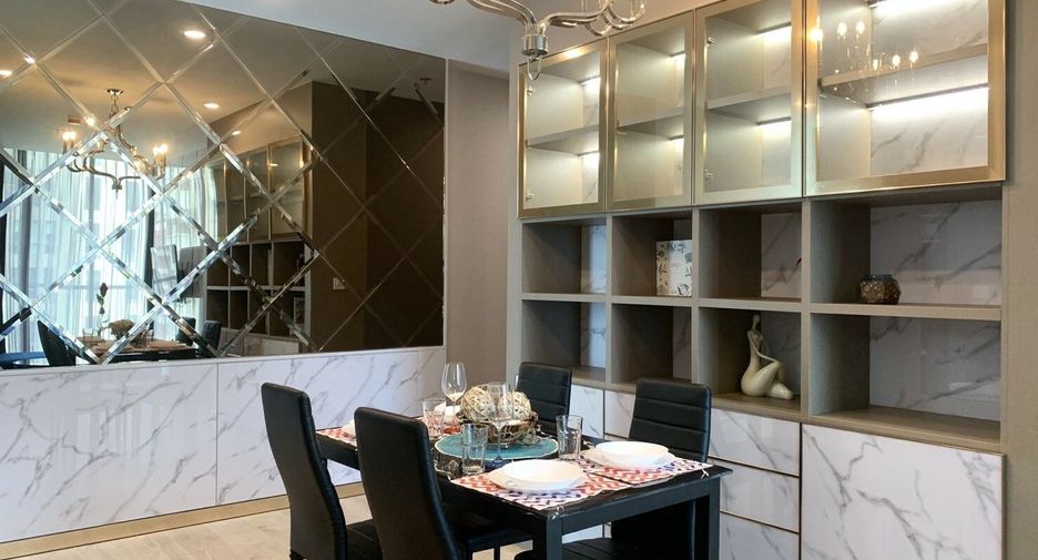 For rent 2 bedrooms condo in Watthana, Bangkok