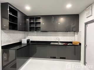 ให้เช่า 5 ห้องนอน บ้านเดี่ยว ใน บางพลี, สมุทรปราการ