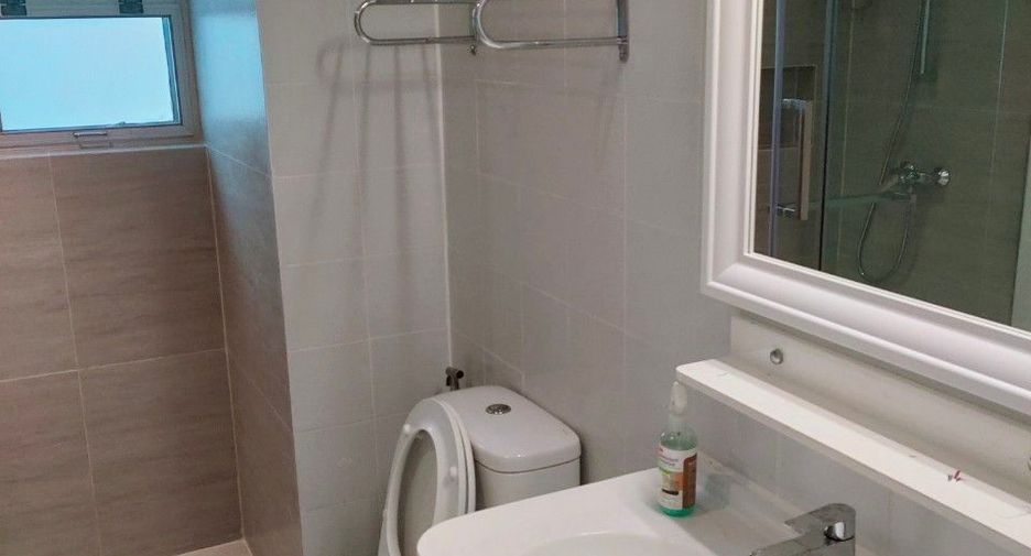Condo en alquiler de 2 habitaciones en Watthana, Bangkok