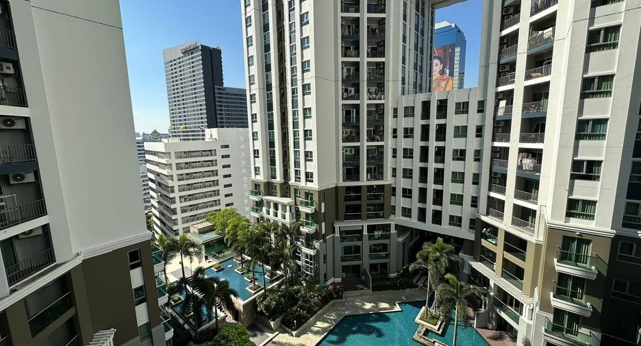 For rent 2 ベッドルーム condo in Huai Khwang, Bangkok