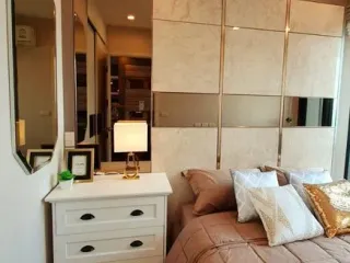 Condo en alquiler de 1 habitaciones en Phra Khanong, Bangkok