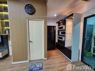For rent 3 bedrooms townhouse in Saphan Sung, Bangkok
